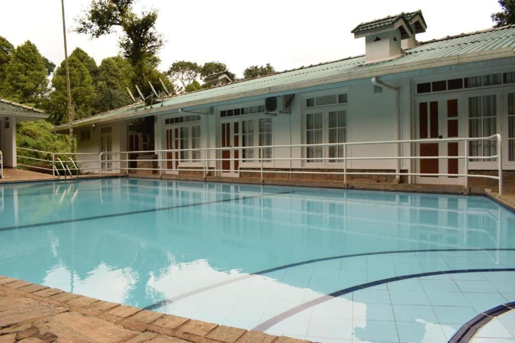 Forest Edge Hotel Ginigathena Luaran gambar